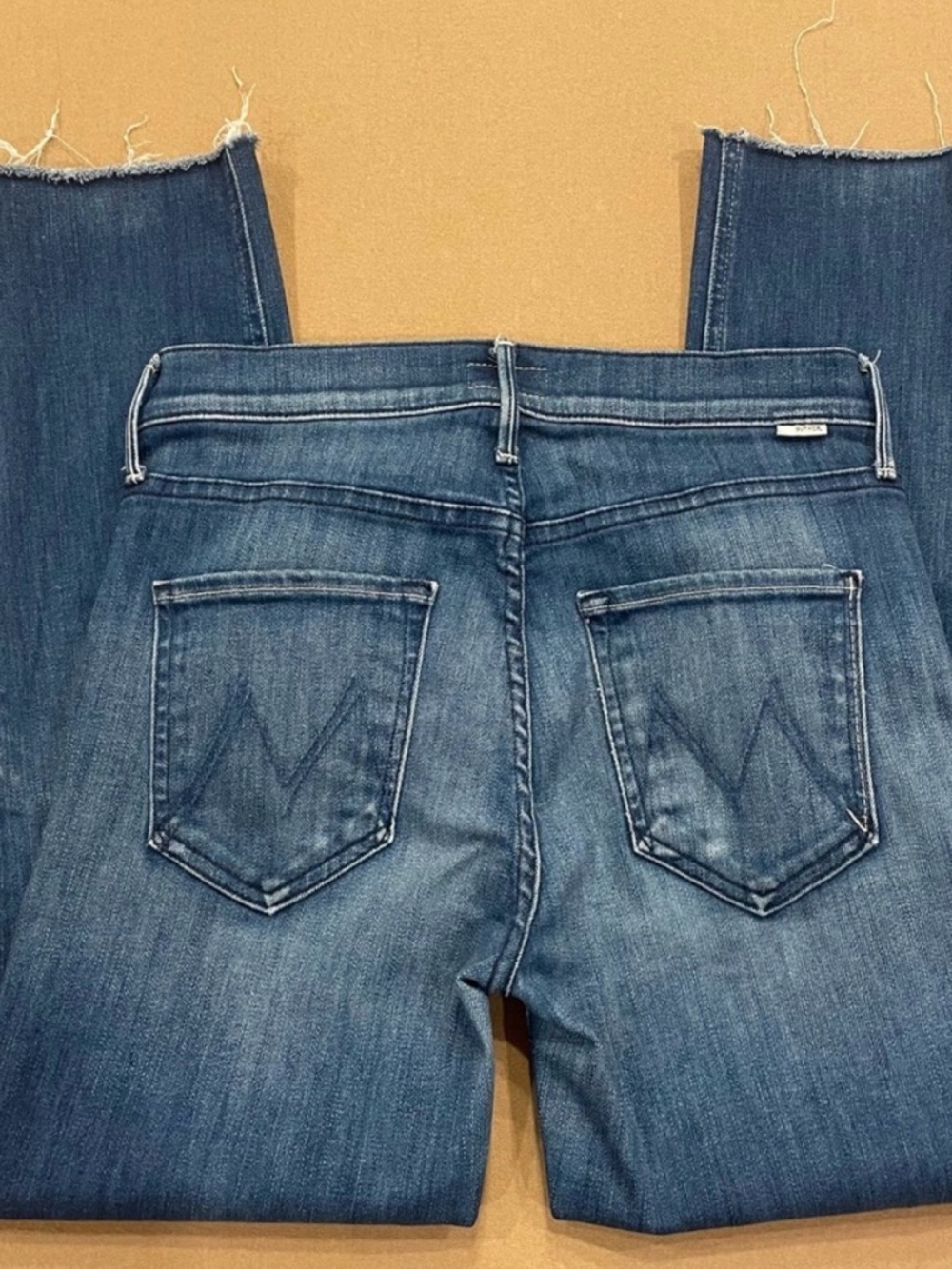 MOTHER Denim jeans mid rise dazzler crop fray squeeze it size 27 - Picture 5 of 12